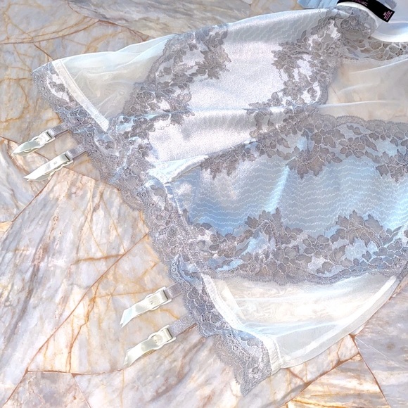 34B Stunning Floral Lace Mesh Bodysuit Teddy Corset Holiday Collection Rare - Picture 13 of 14